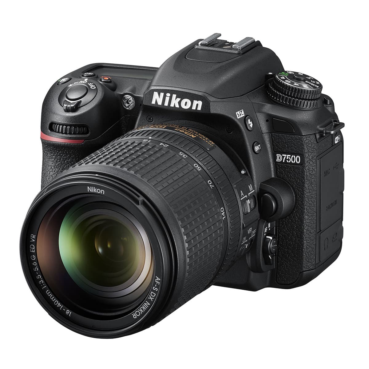 Nikon D7500 + 18-140mm VR