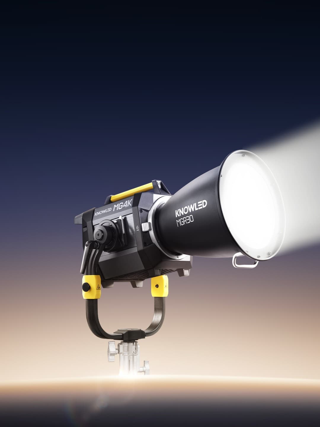 Knowled MG4K G-mount Bi-color COB light with paper box