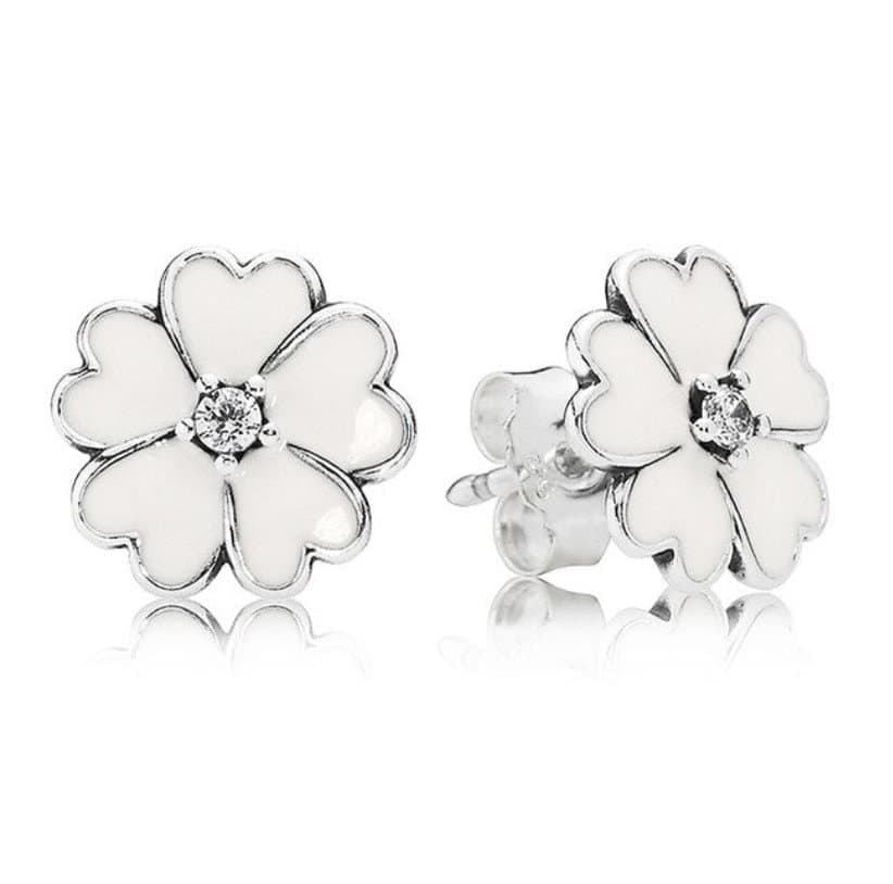 Boucles d'oreilles fleur blanche émail