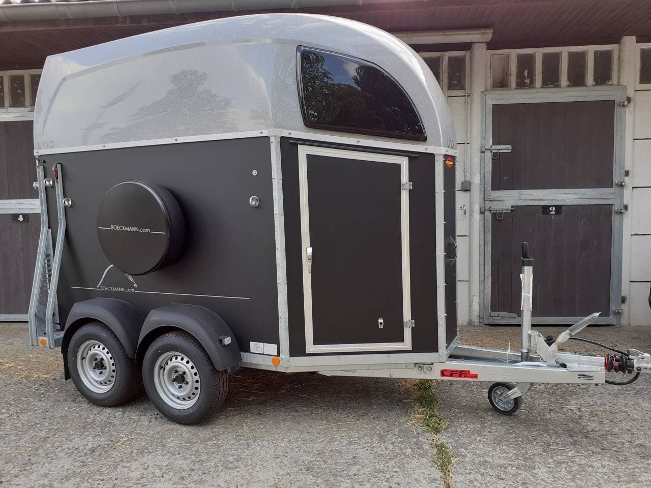 Van BOCKMANN UNO C LUXE + SELLERIE 1.5 places