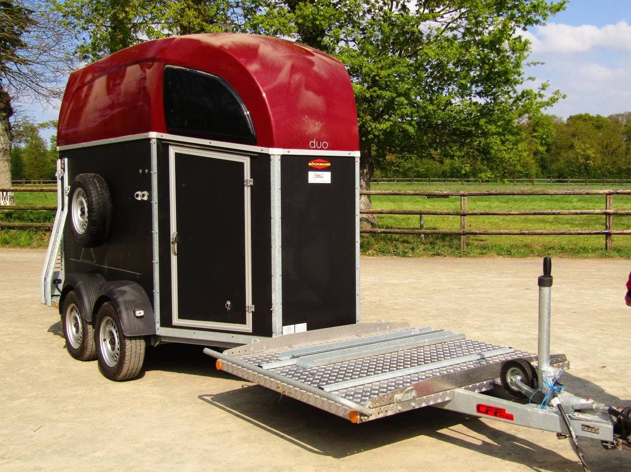 Van porte caleche bockmann duo avec sellerie