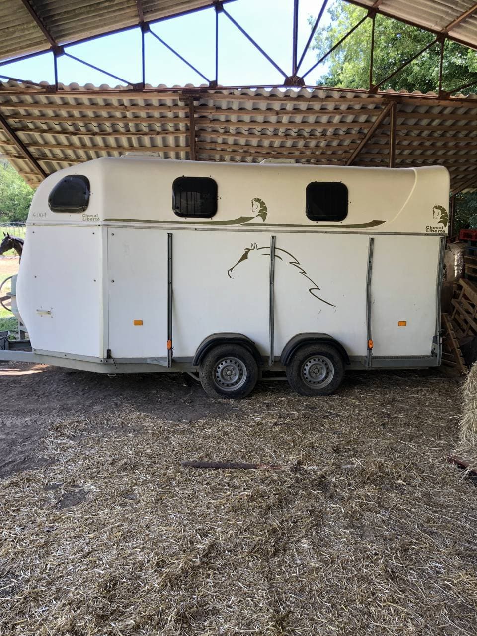 Van 4 places