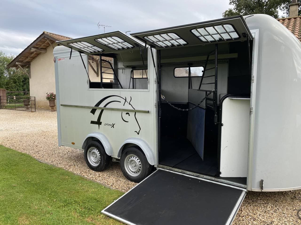 VAN CHEVAL LIBERTE OPTIMAX 4 P