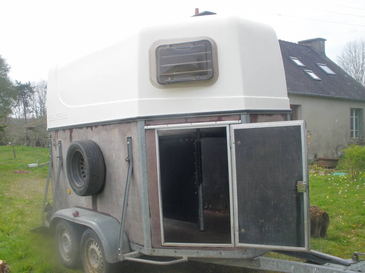 Van 2 places