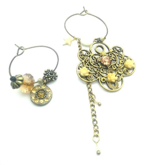 Boucles d'oreilles asymétriques vintage - Rosace VENDU