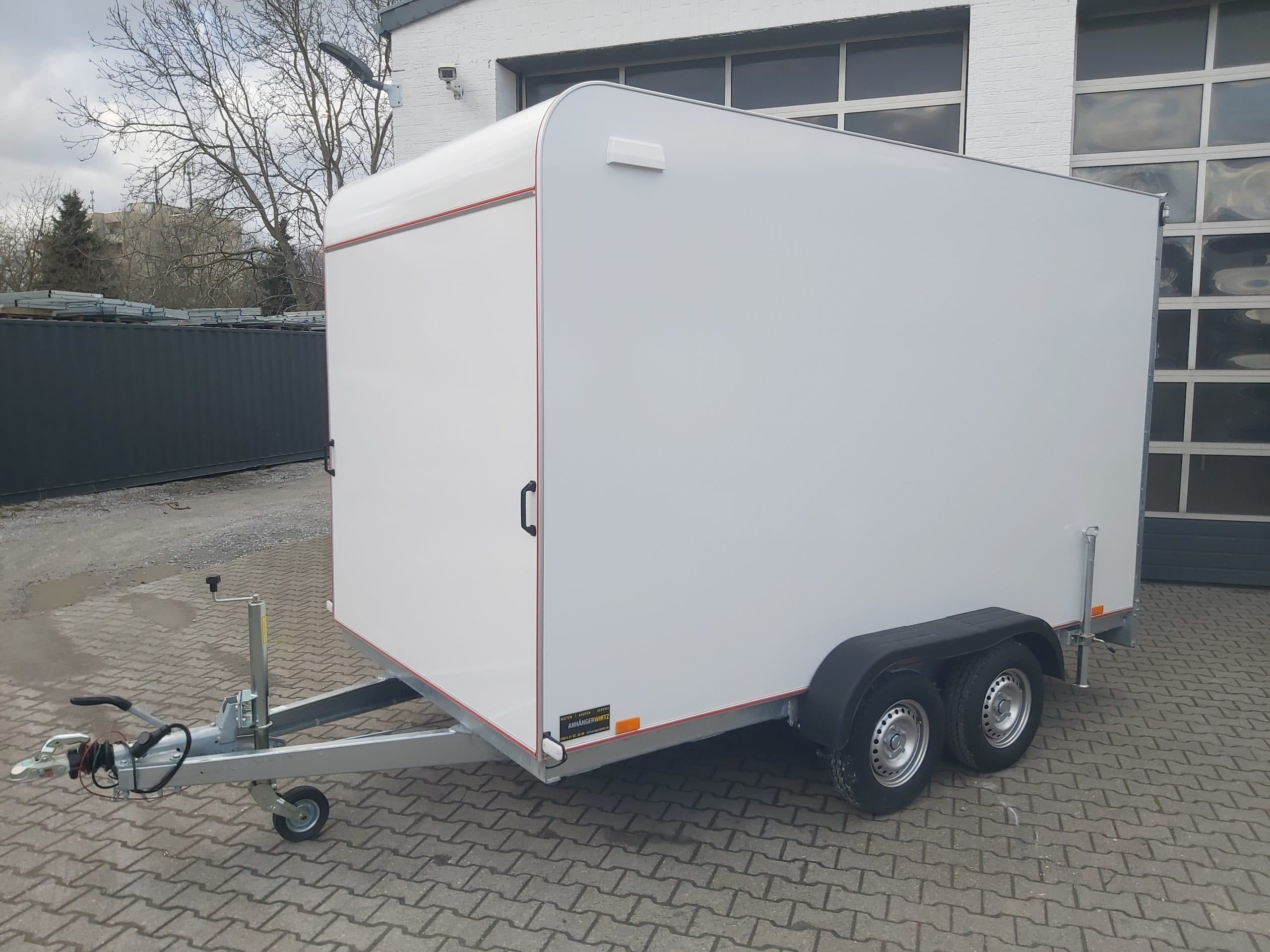 Rimorchio furgonato TFS 360T.01 2700, 360x200x210 cm, aerodinamico, rampa posteriore, porta laterale, sistema di ancoraggio, L, 100 km/h, 2700 kg
