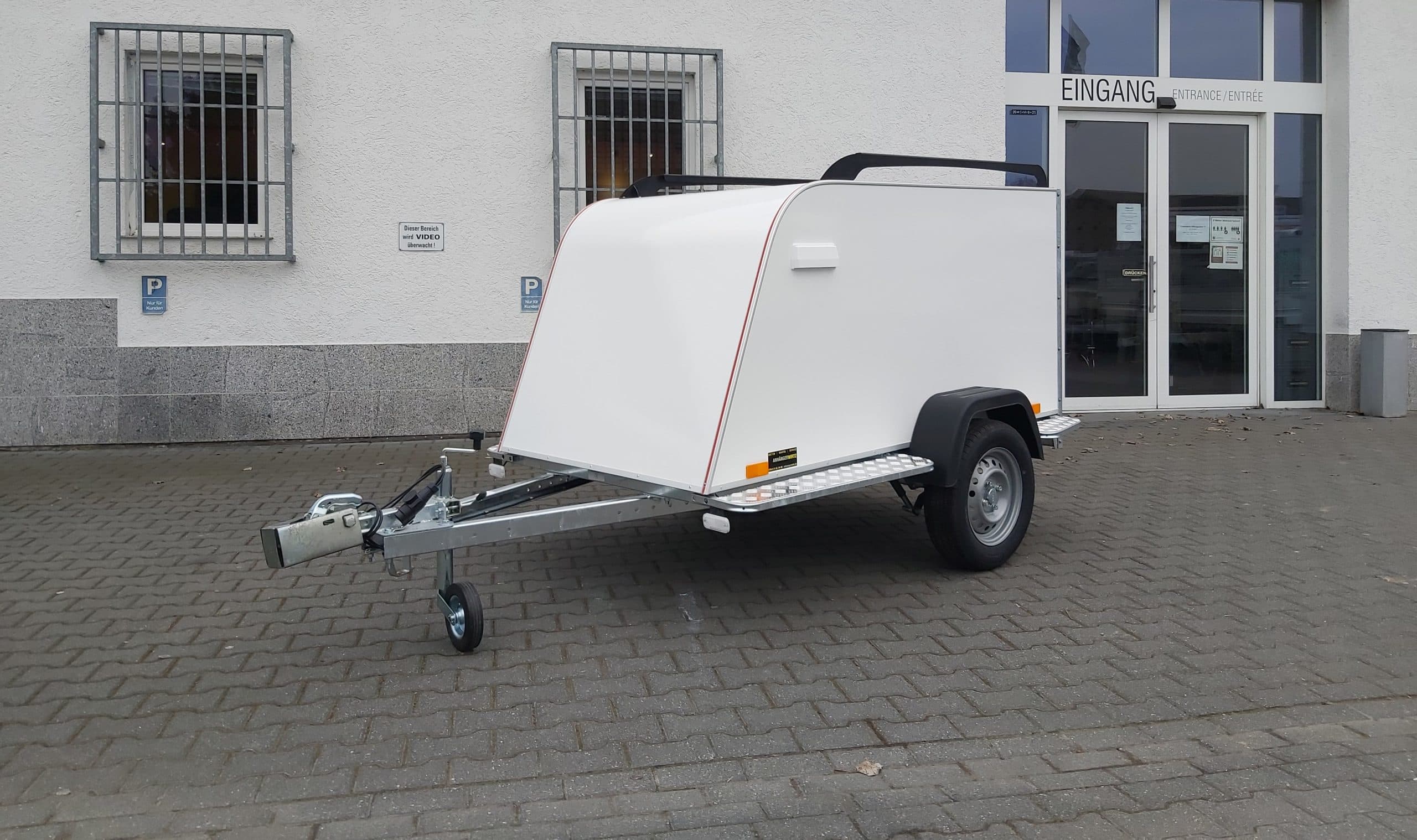 Rimorchio furgonato TF3 S Mini 205x110x90 cm, ringhiera, porta laterale, XS, 100 km/h, 750 kg