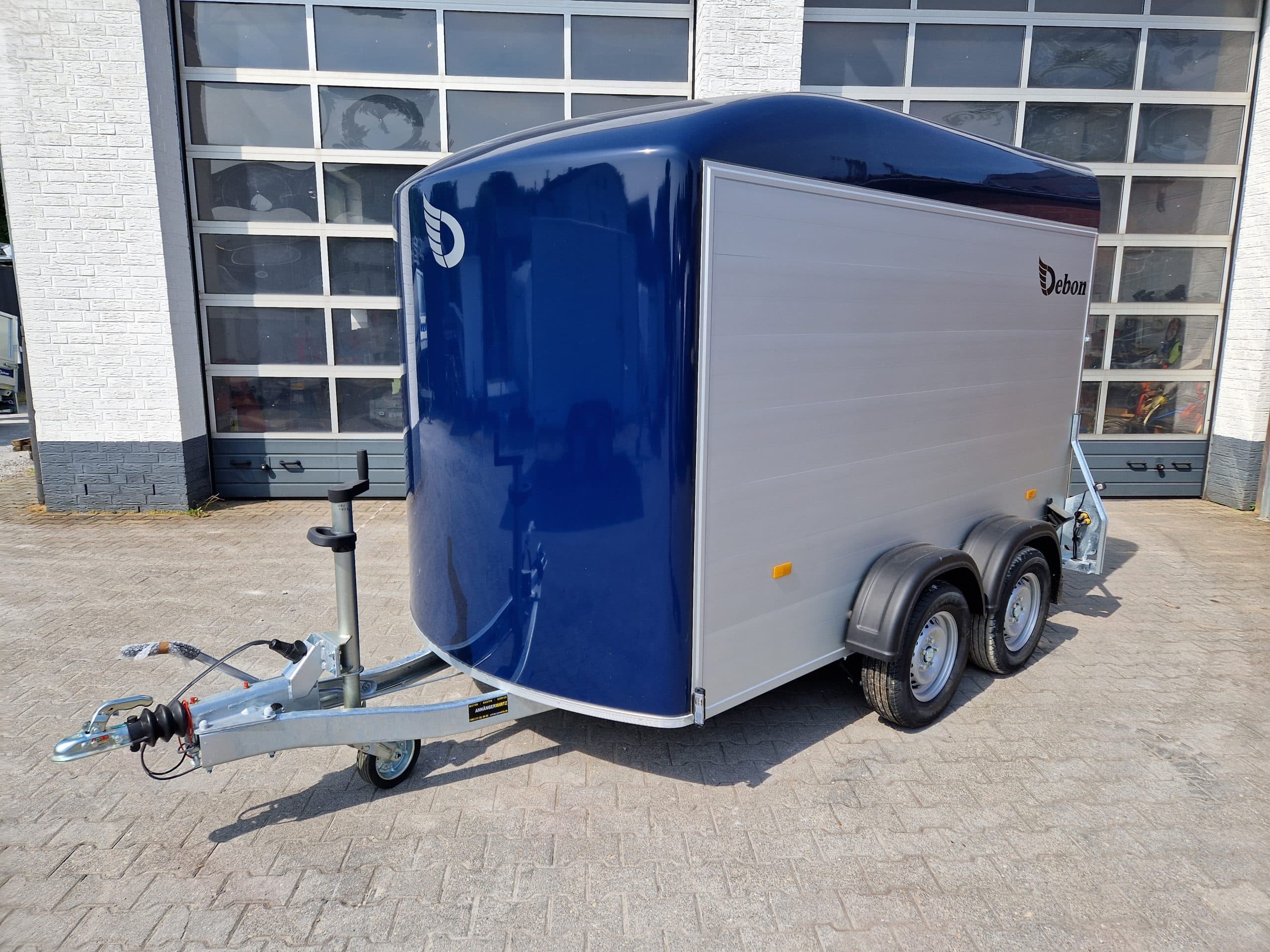 Cargo Roadster 500 312x167x199 cm, alluminio/poliestere Royal Blue, Pullman, 100 km/h, 2000 kg