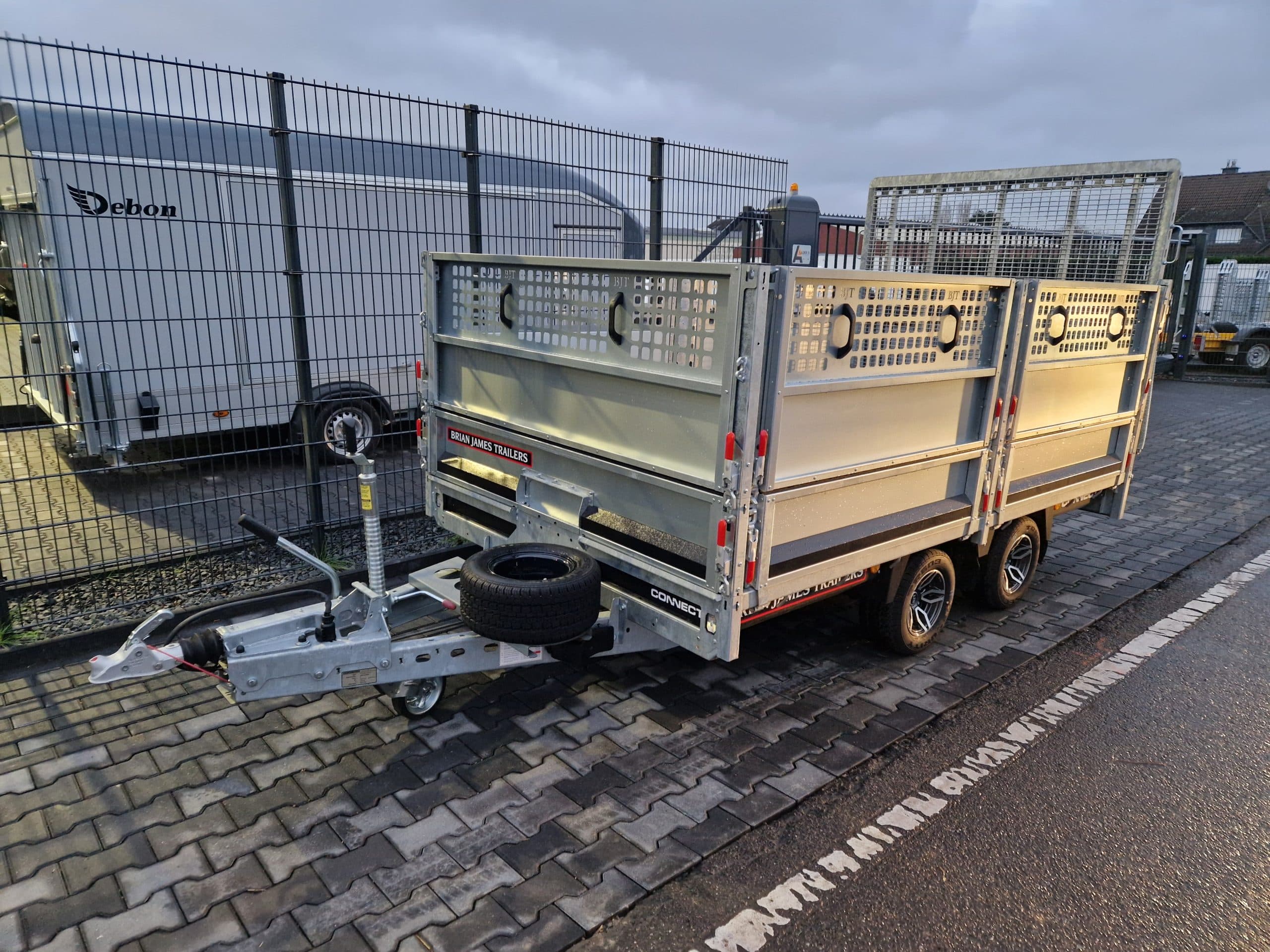 Brian James Trailer Connect 310x188 cm nero Premium Greenkeeper, cerchi in lega, tandem 10", 3000 kg