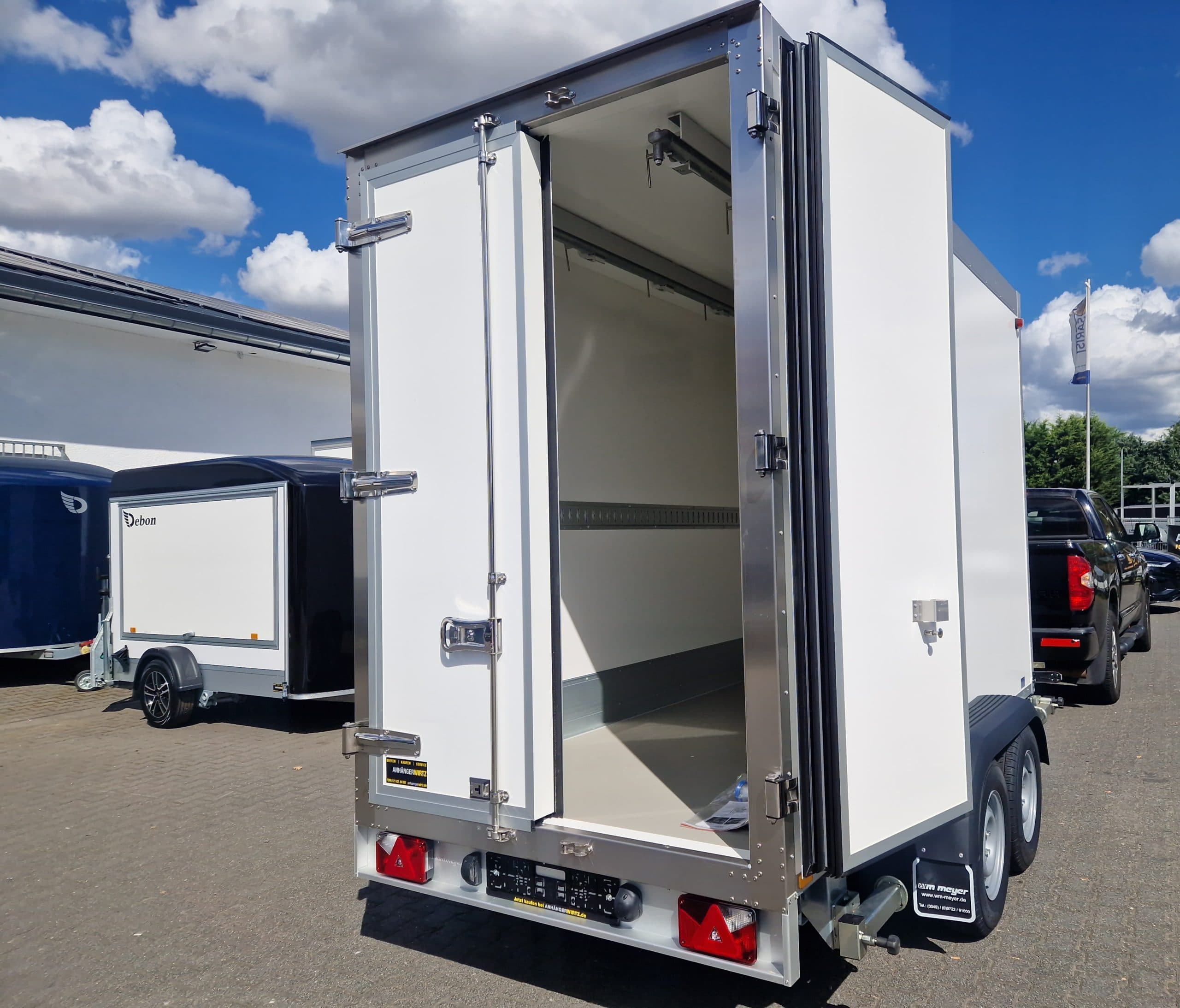 Rimorchio surgelati AZK 3534/156 336x146x220 cm con guidovie, gruppo frigorifero GOVI, 3500 kg