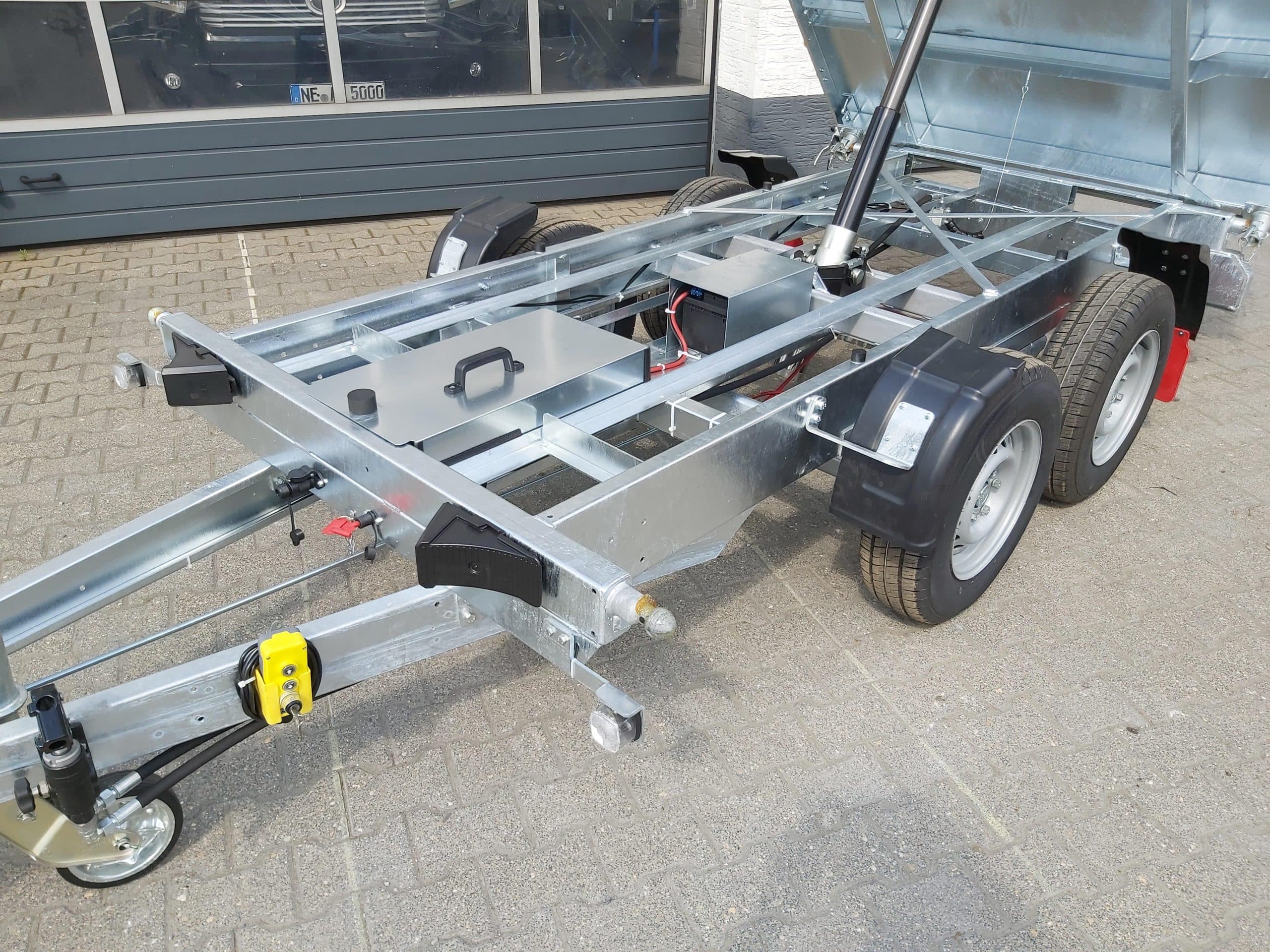 Pongratz ribaltabile trilaterale 3-SKS 3100/17 T-AL elettrico Kombi, 310x176x36 cm, 3000 kg, offerta fine serie
