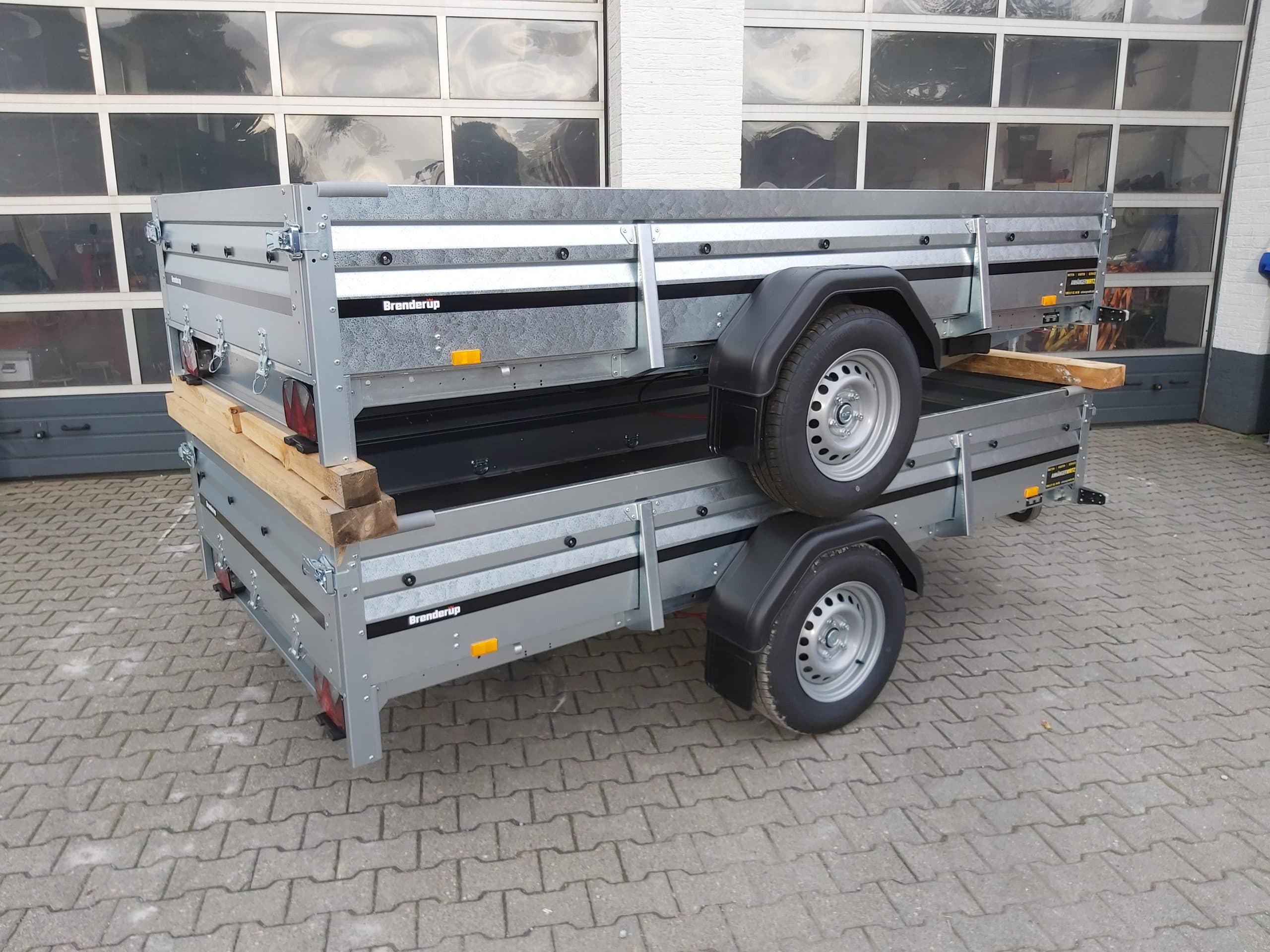 Brenderup 2300 SB 301x153x40 cm con sponde in acciaio (M), 1300 kg