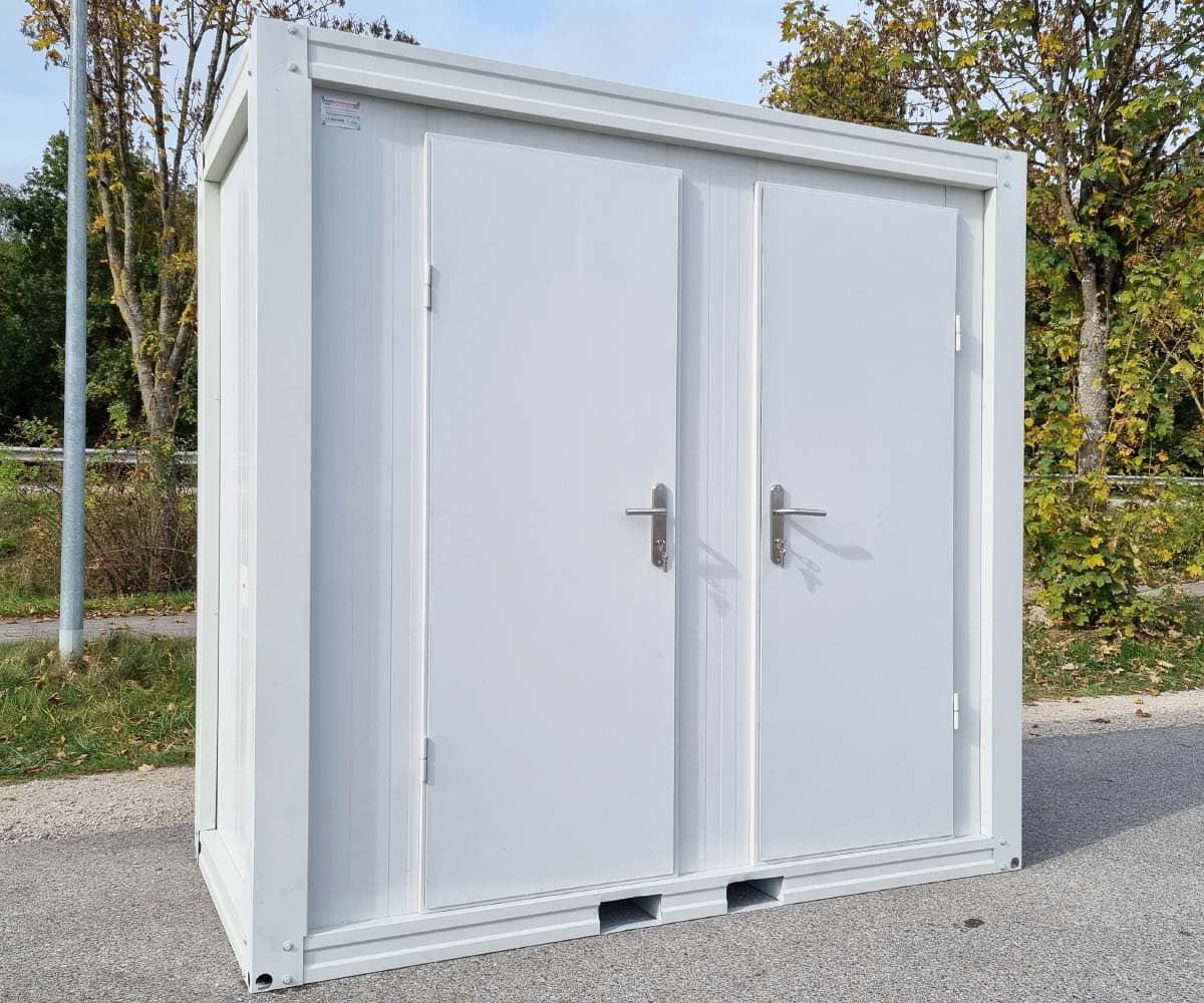 Sanitärcontainer SCDD RAL 9002 Grauweiß | H 2350 x B 2400 x T 1250 mm | 2 Türen | mit Dusche