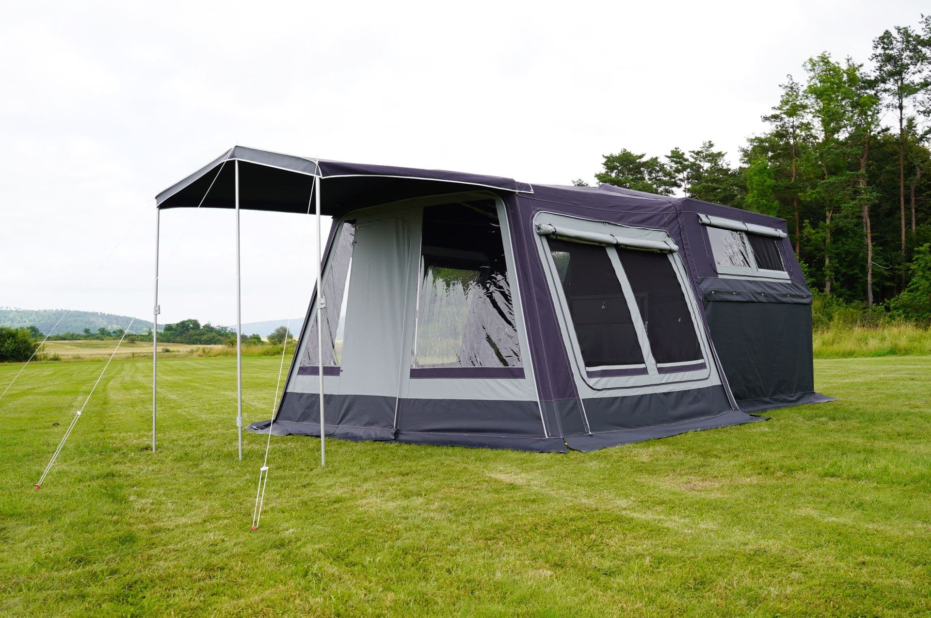 TPV CampinganhÀnger KT-EU3 Street-Camper 2.0 750kg Ungebremst + Vorzelt und Sonnendach