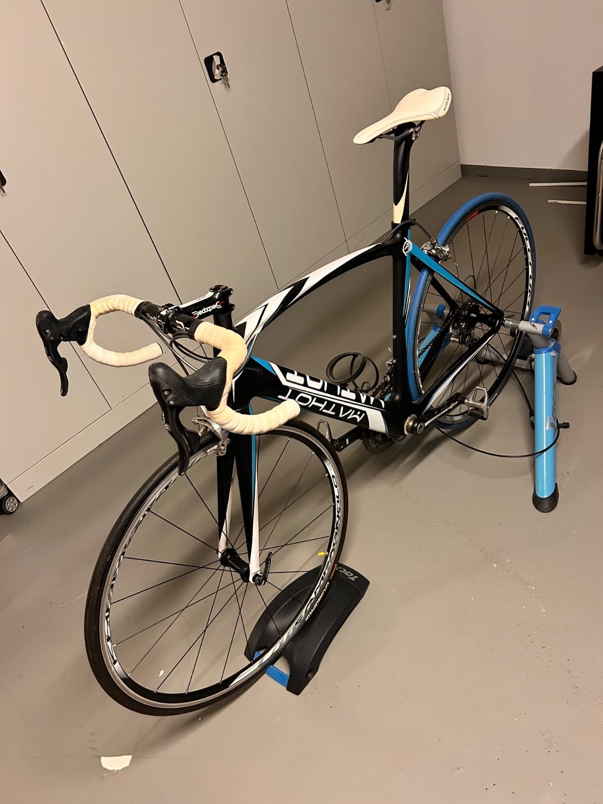 Rennrad gebraucht Herren Farbe blau out door und Indoor