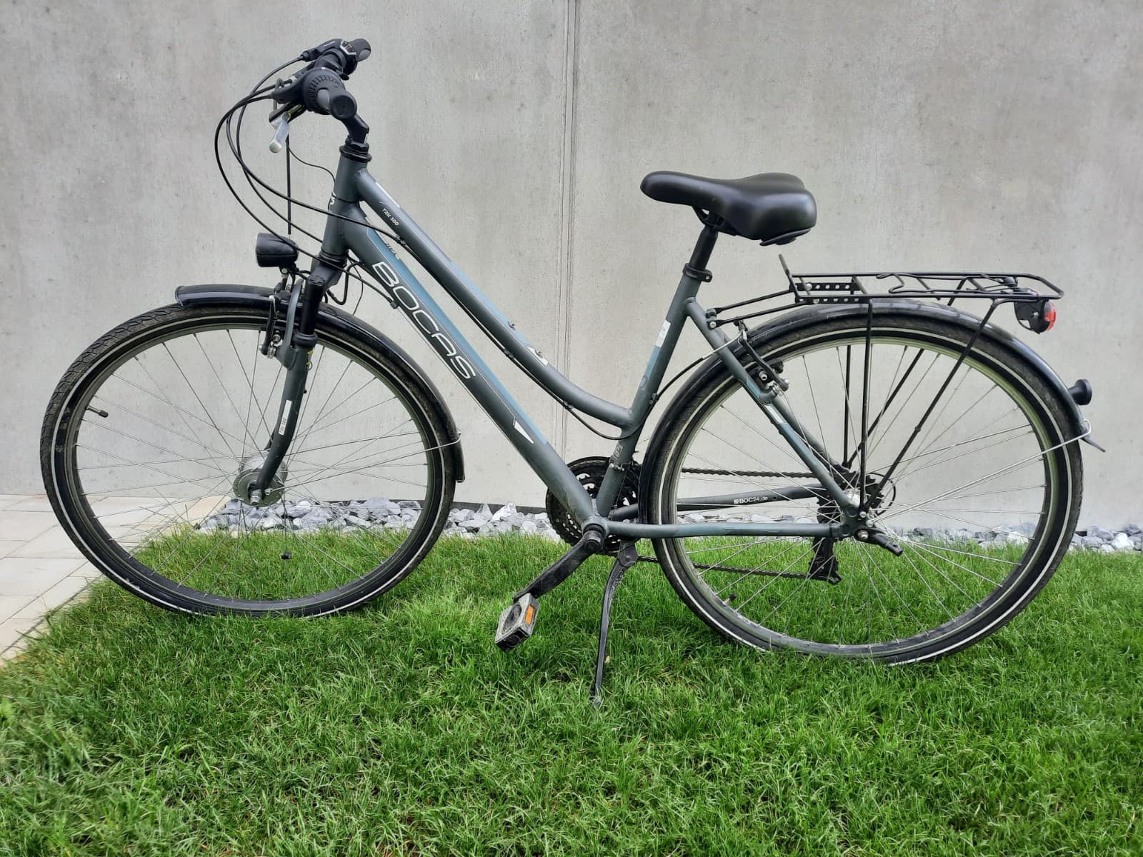 Bocas TRK 300 Curve - Fahrrad (Rahmenhöhe 50cm; Reifengr 28"; 21-Gang-Schaltung)
