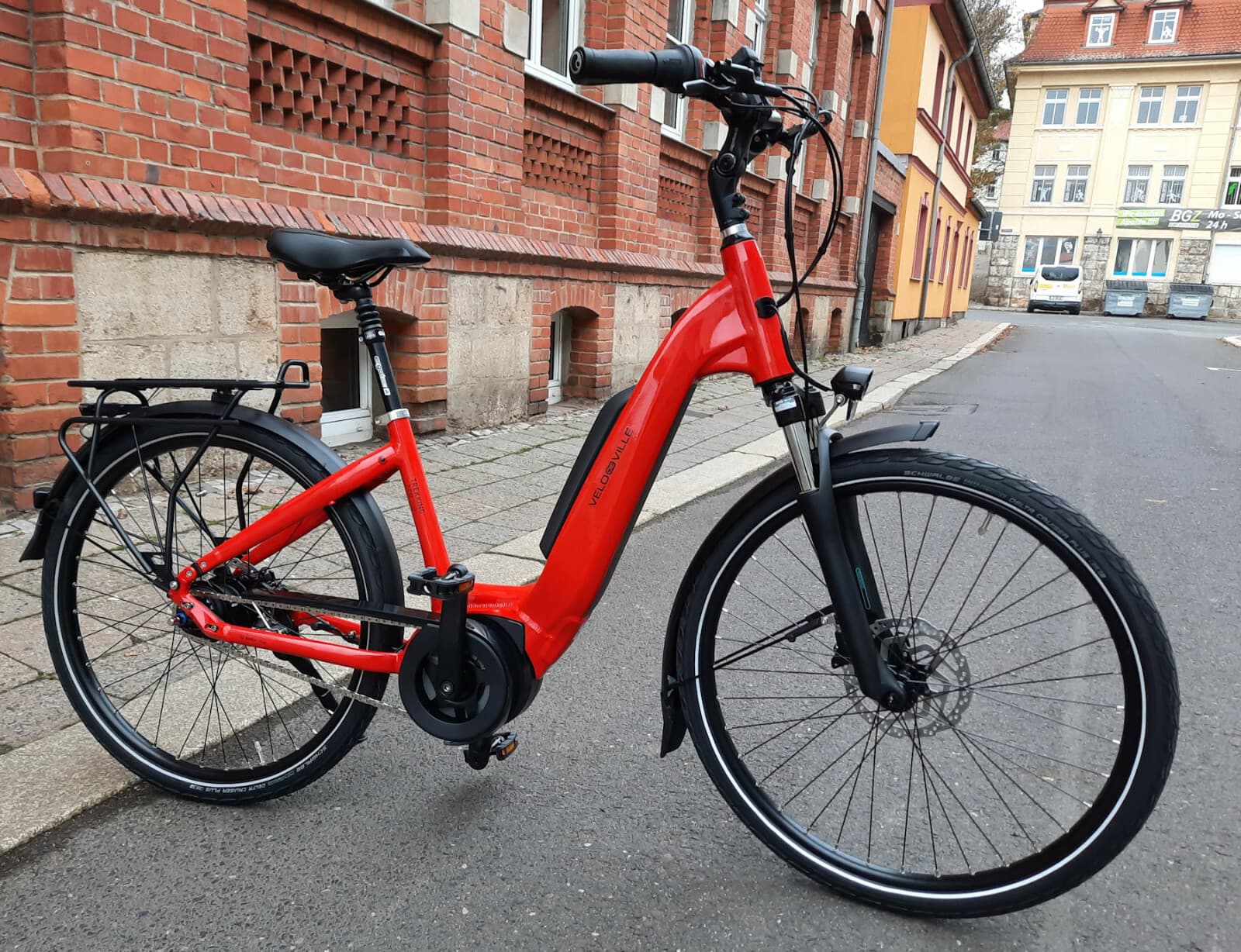 E-Bike Velo de Ville AEB200 RH 50 28" Bosch Akku 400 Wh 8-Gang Nexus Rücktritt