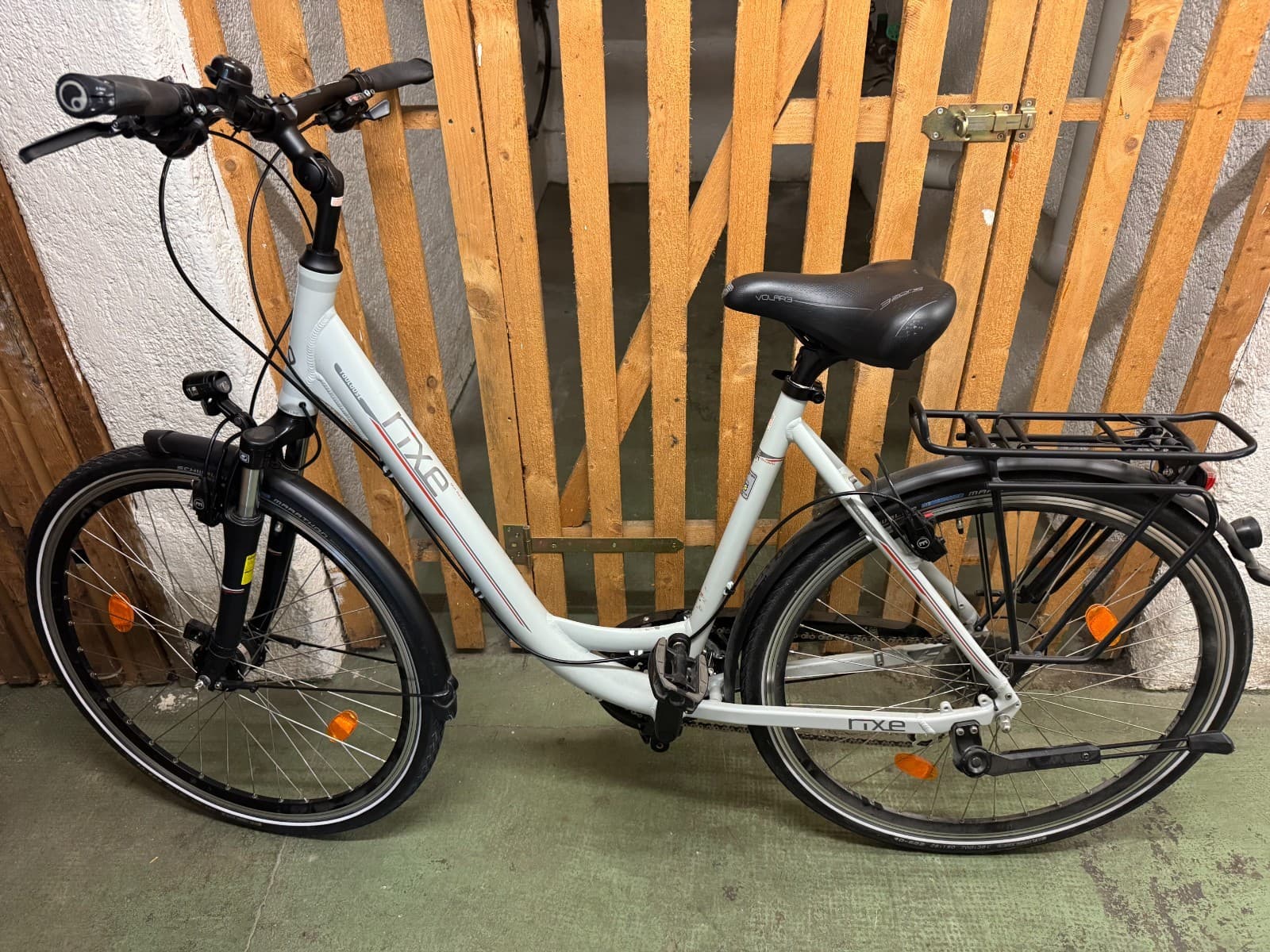 damen trekkingrad 28 zoll Frabe weis, Marke RIXE Toulouse Gebraucht gut erhalten