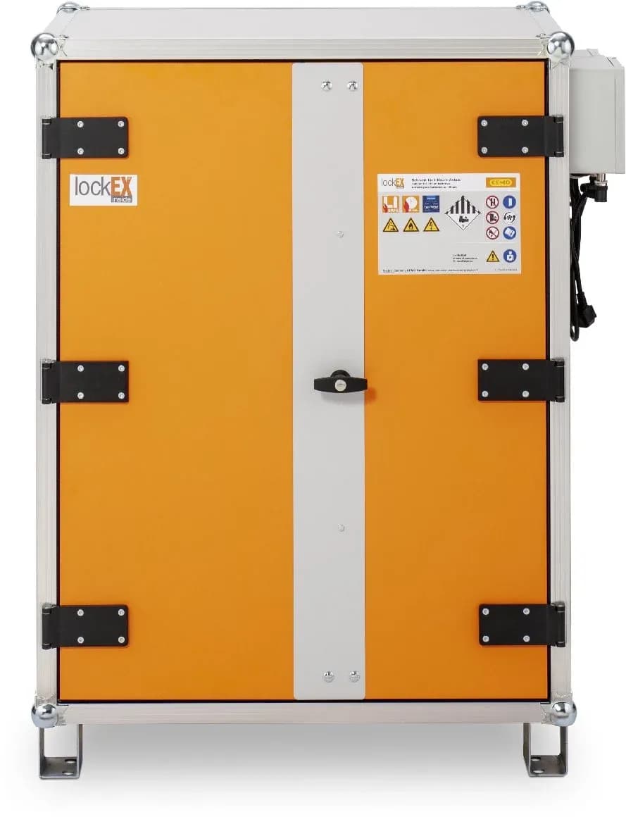 Akku-Ladeschrank CEMO Premium Plus 8/10, 230 V mit Füßen