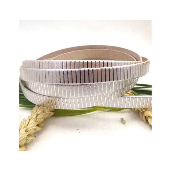 Cuir plat 10mm ivoire raye argent 10mm par 20cm