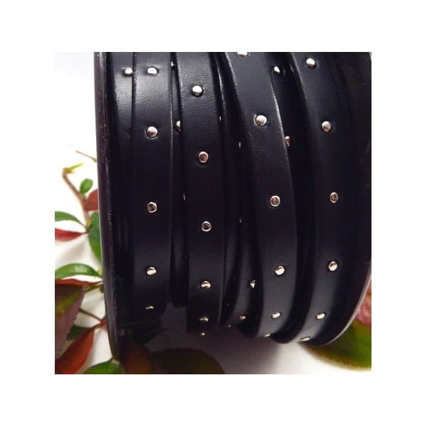 Cuir plat noir 10mm clous argentes