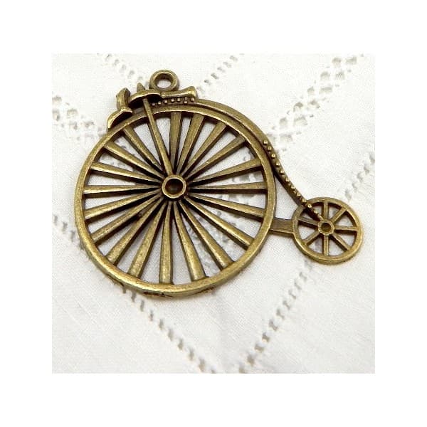 Grand pendentif bicyclette bronze 50x46mm