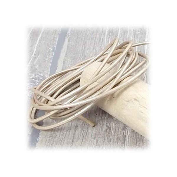 Cordon cuir rond creme metal 2mm