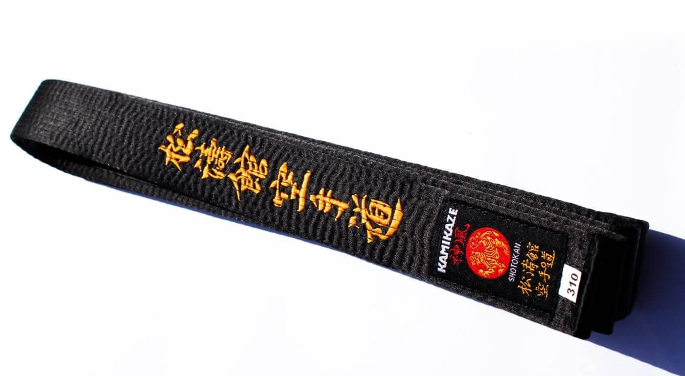 Ceinture Noire de Karate KAMIKAZE - Etiquette Shotokan
