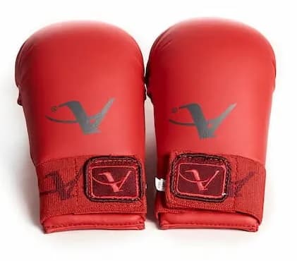 Gants de Karate ARAWAZA bleus ou rouges Habituellement expédié sous 10 à 20 jours En stock Rouge L