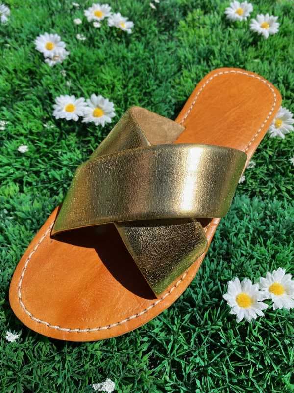 Sandales/ Mules croisées en cuir doré - Carole 38
