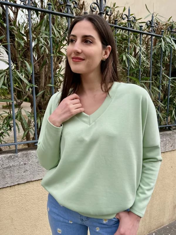 Sweat Col V vert - Printemps