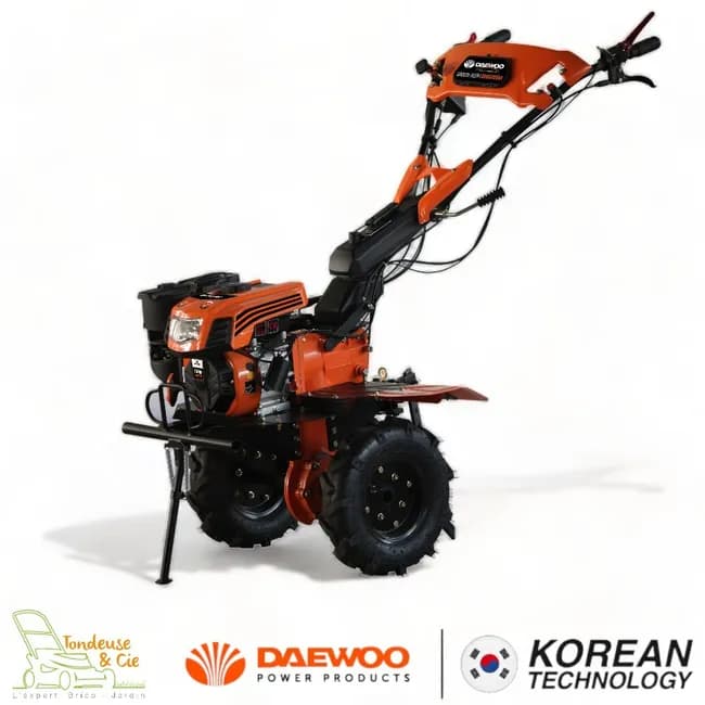 Motoculteur thermique à traction 212cm3, largeur de travail jusqu’à 130cm, 2 vitesses AV/1 AR, guidon ajustable – DAEWOO
