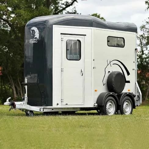 Remorque à chevaux – van touring country