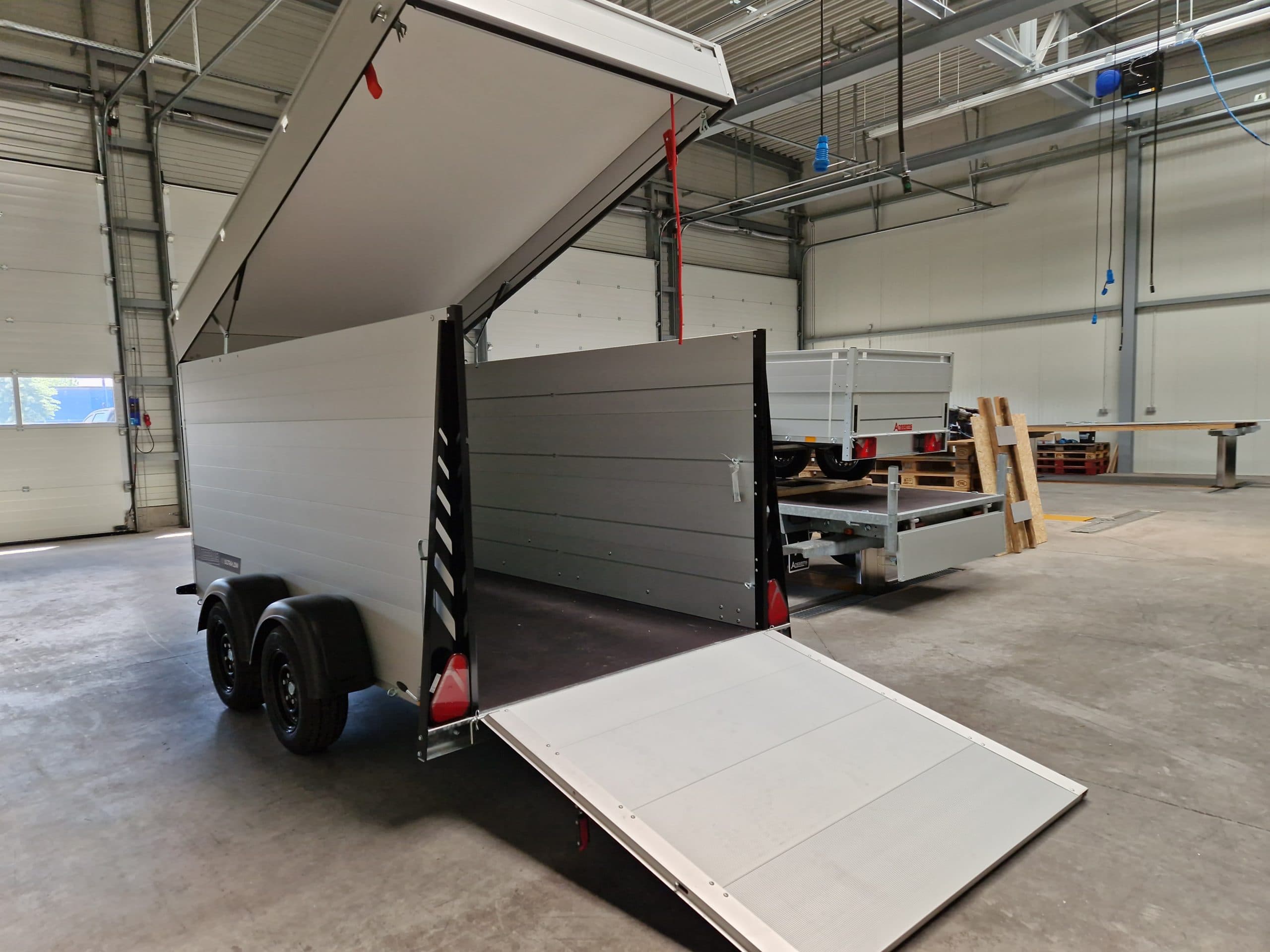 ALUBOXX Deckelanhänger GTB 2500 VT3 Ultra Low Tandem 2500kg