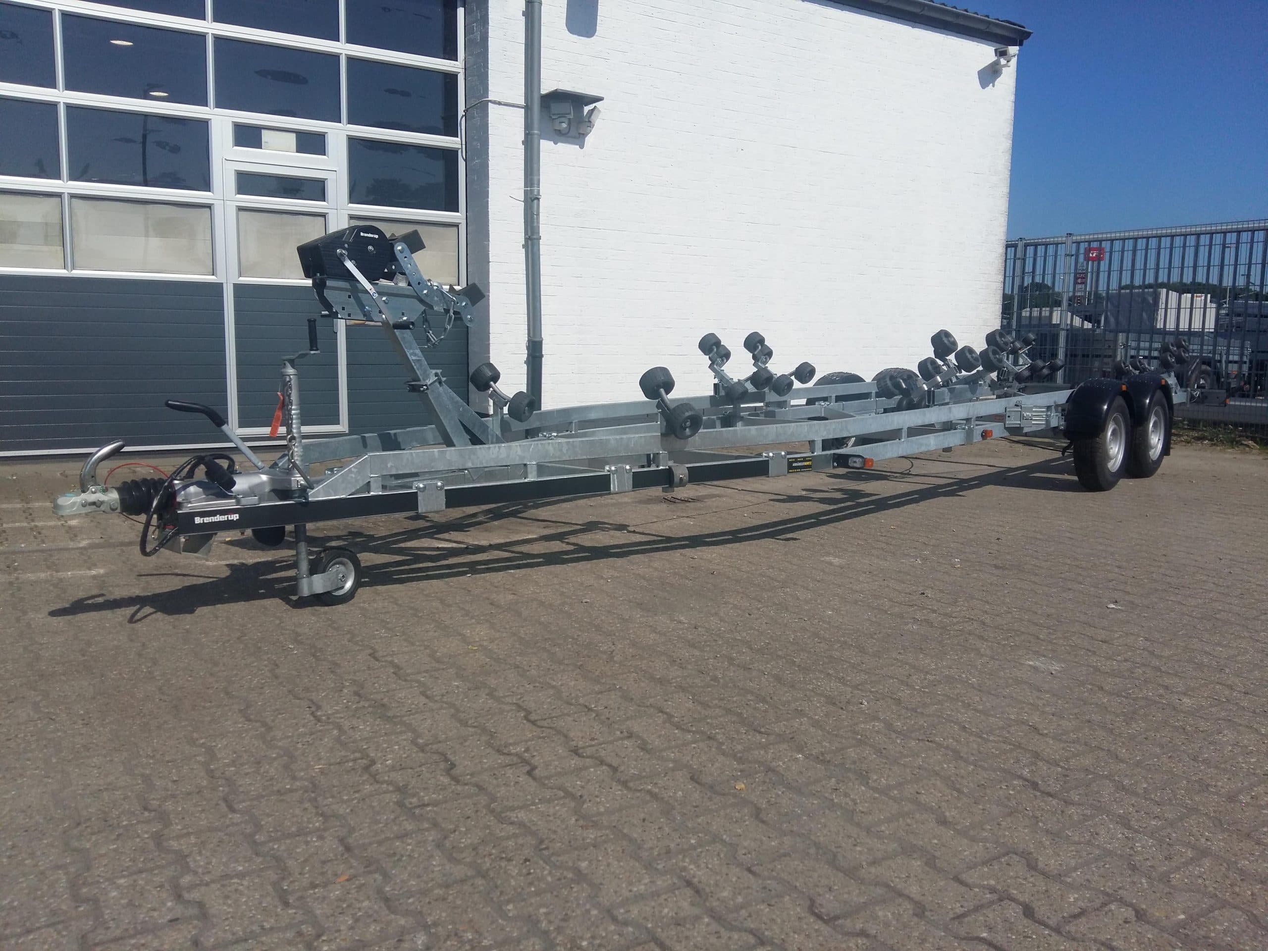 Brenderup Bootstrailer 303500 X TB SR X-Line Superrollen (XXL) 3500kg Online Frühling Aktion