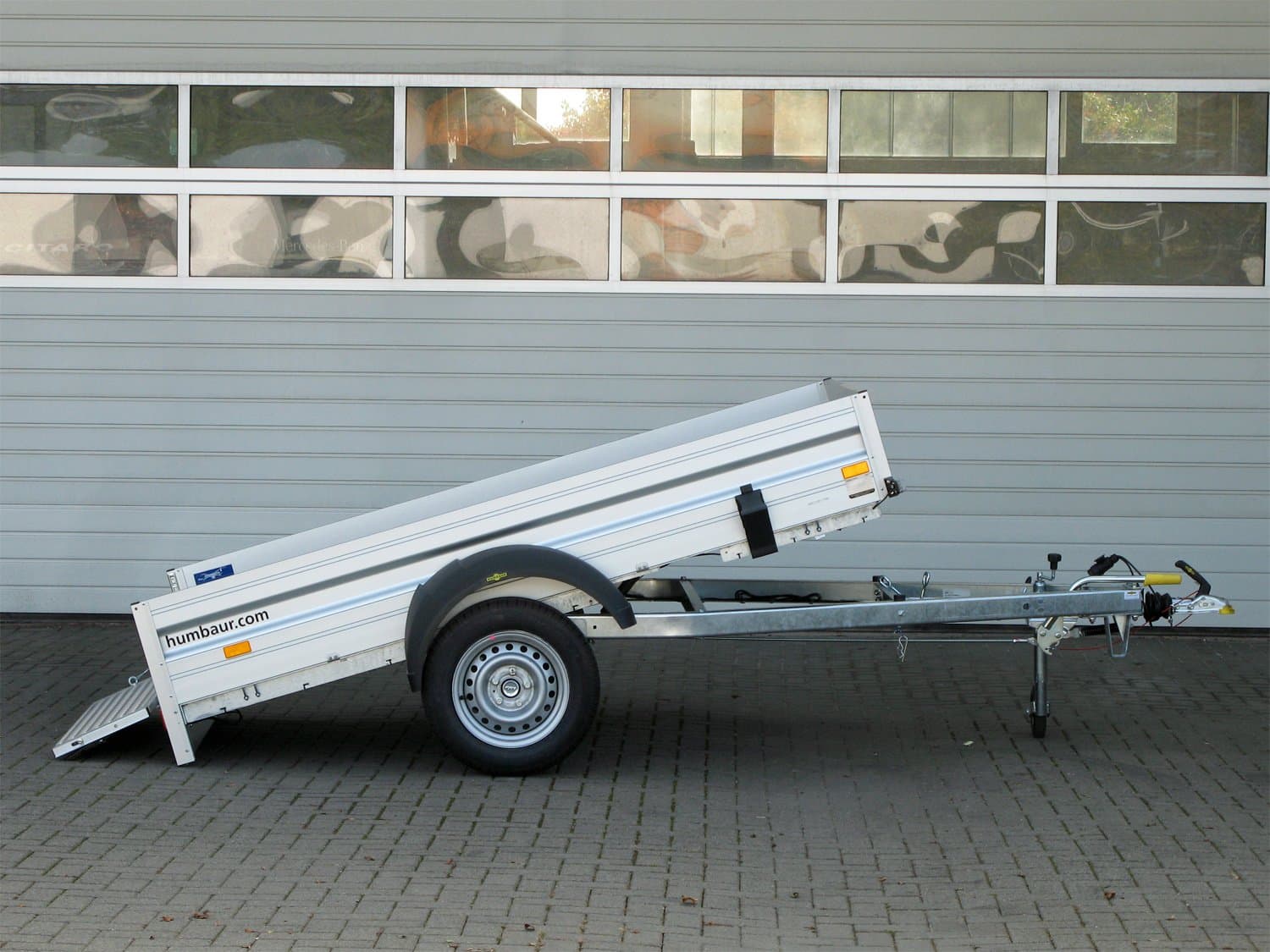 Humbaur HA132513 BK – Bordwandanhänger – kippbar