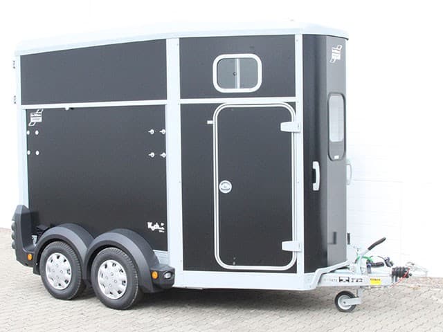 Ifor Williams Pferdeanhänger HB506|Sattelkammer|schwarz - Neu