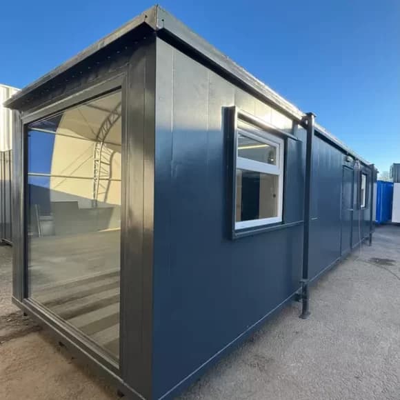Maßgeschneiderte Hütte 32×10 Fuß – Panorama-Fenster, Stahlbau, Grau, sofort lieferbar