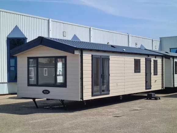 Mobilheim T2 Agla – 1000×385 cm, 38,5 m², 2 Zimmer, 4 Betten, voll ausgestattet, sofort lieferbar