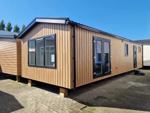 Mobilheim Shadow – 2 und 3 Zimmer, 1100/1350×400 cm, komfortabel und voll ausgestattet, sofort lieferbar