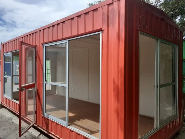 Modulare Verkaufseinheit – Sala de Venta modular aus Stahlprofilen, mit Wärmedämmung, Elektroinstallation und optionaler Klimaanlage, nach Maß oder in