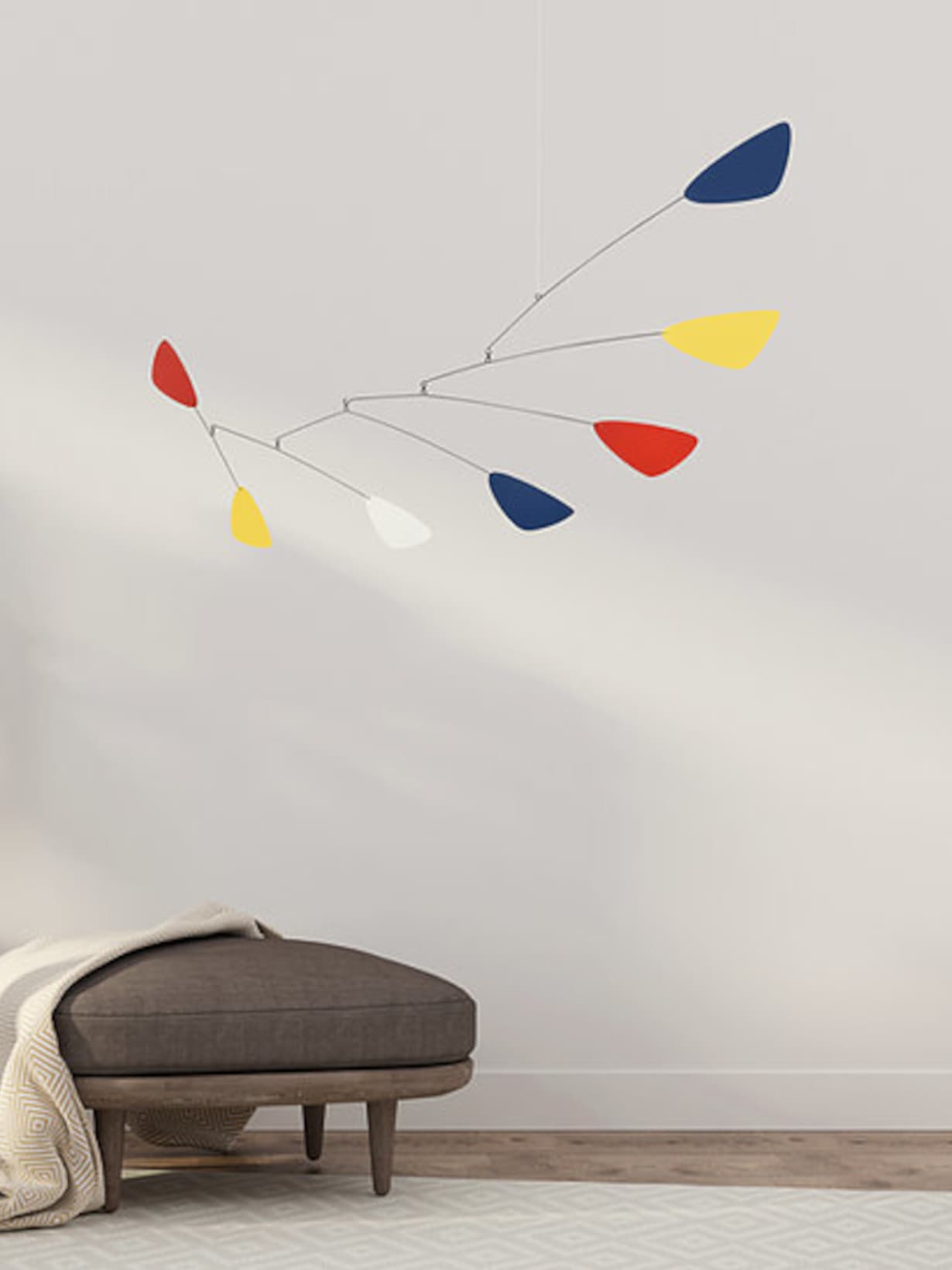 Mobile suspendu, London   - VOLTA 