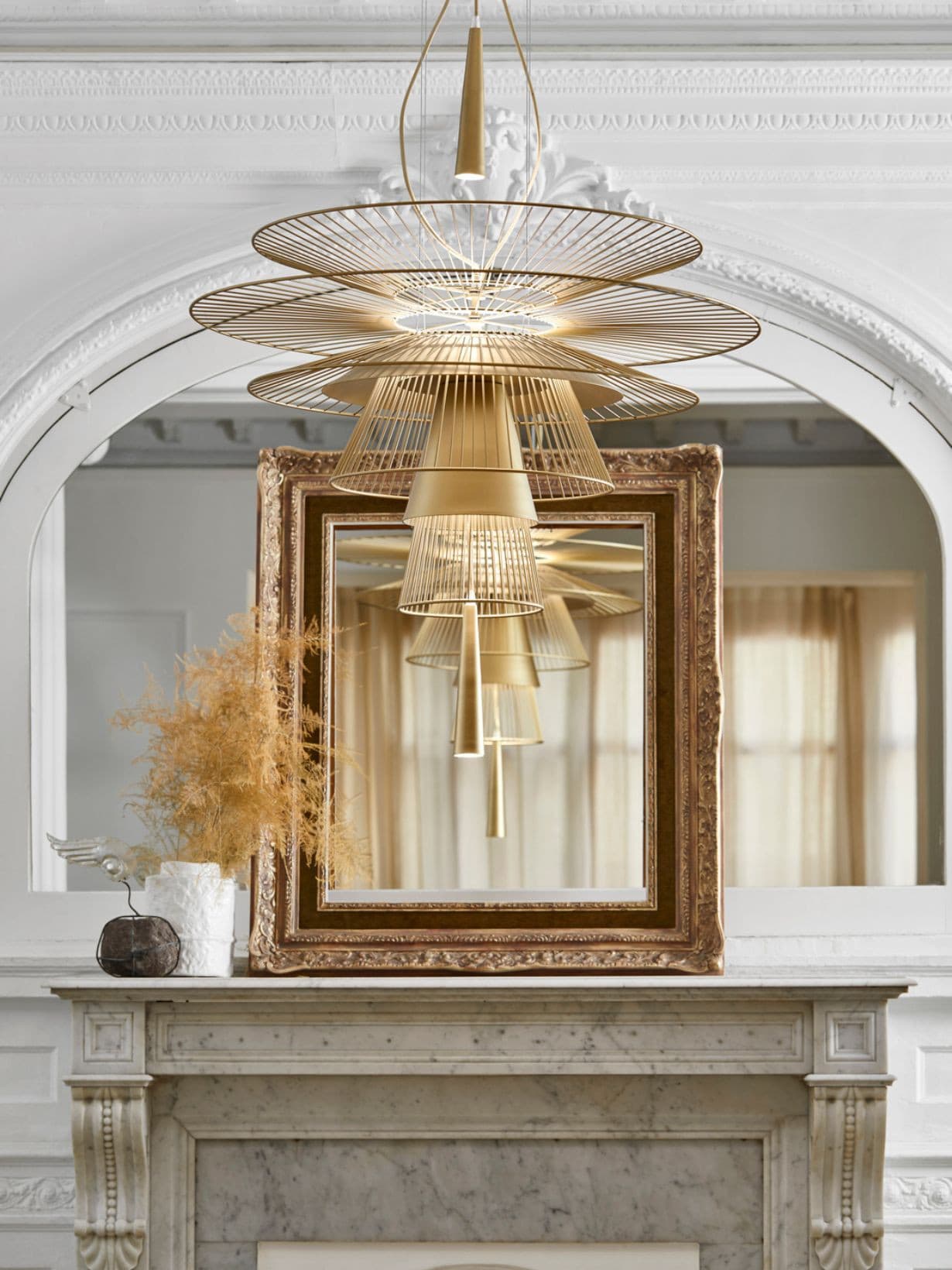 Suspension géométrique en métal noir ou doré, Gravity 1 Or  - Forestier 