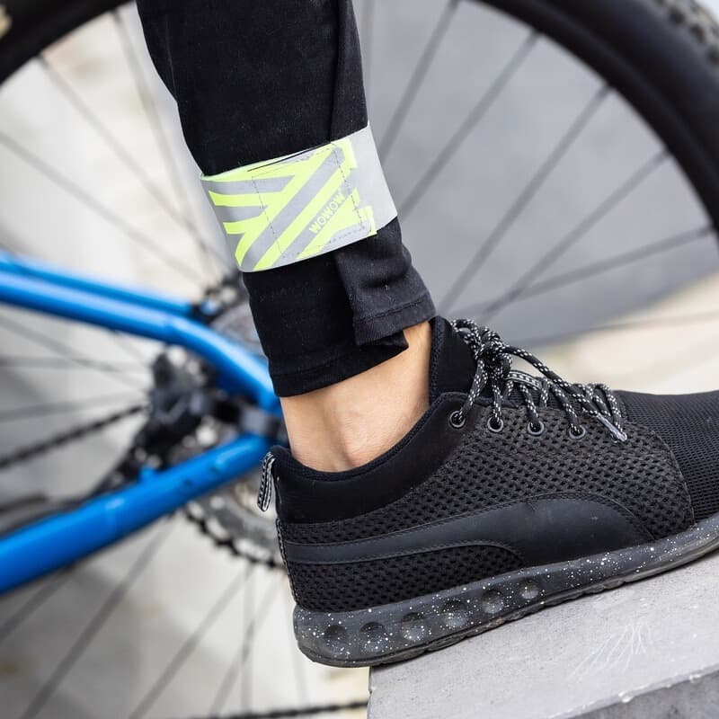 Berlin reflective band