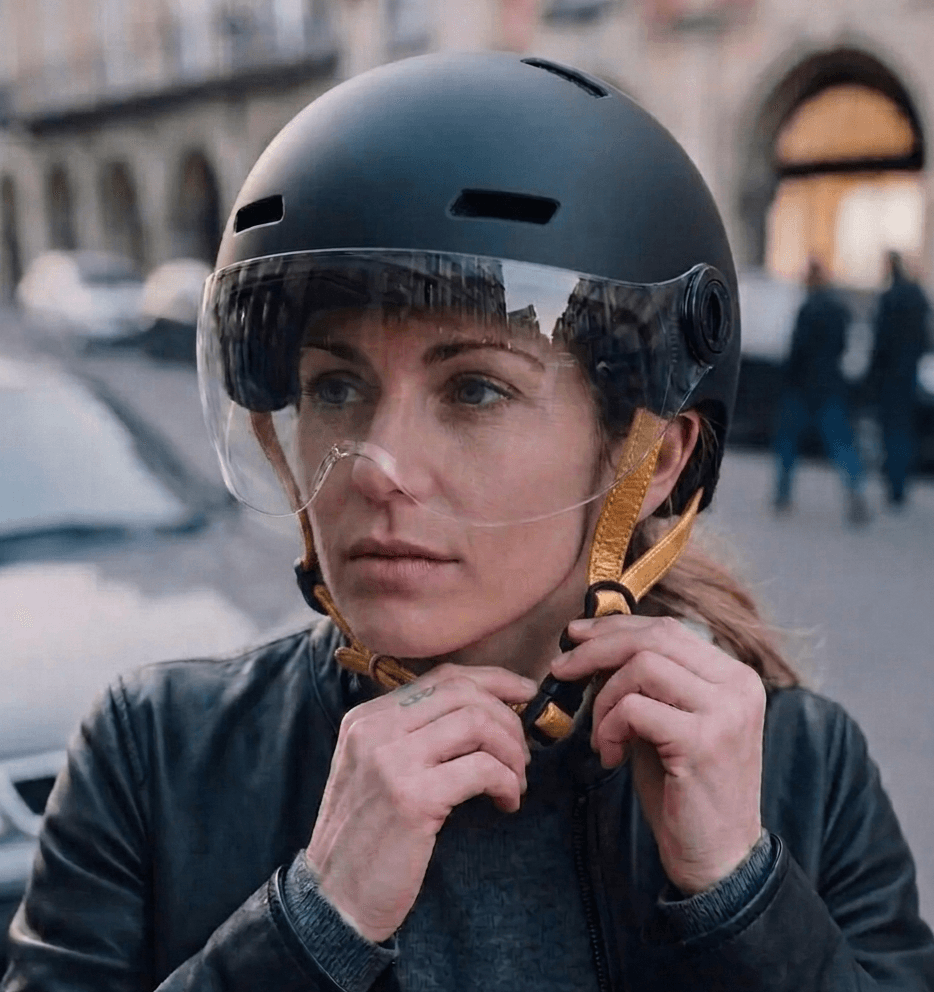 Casque urbain Optimiz avec visière