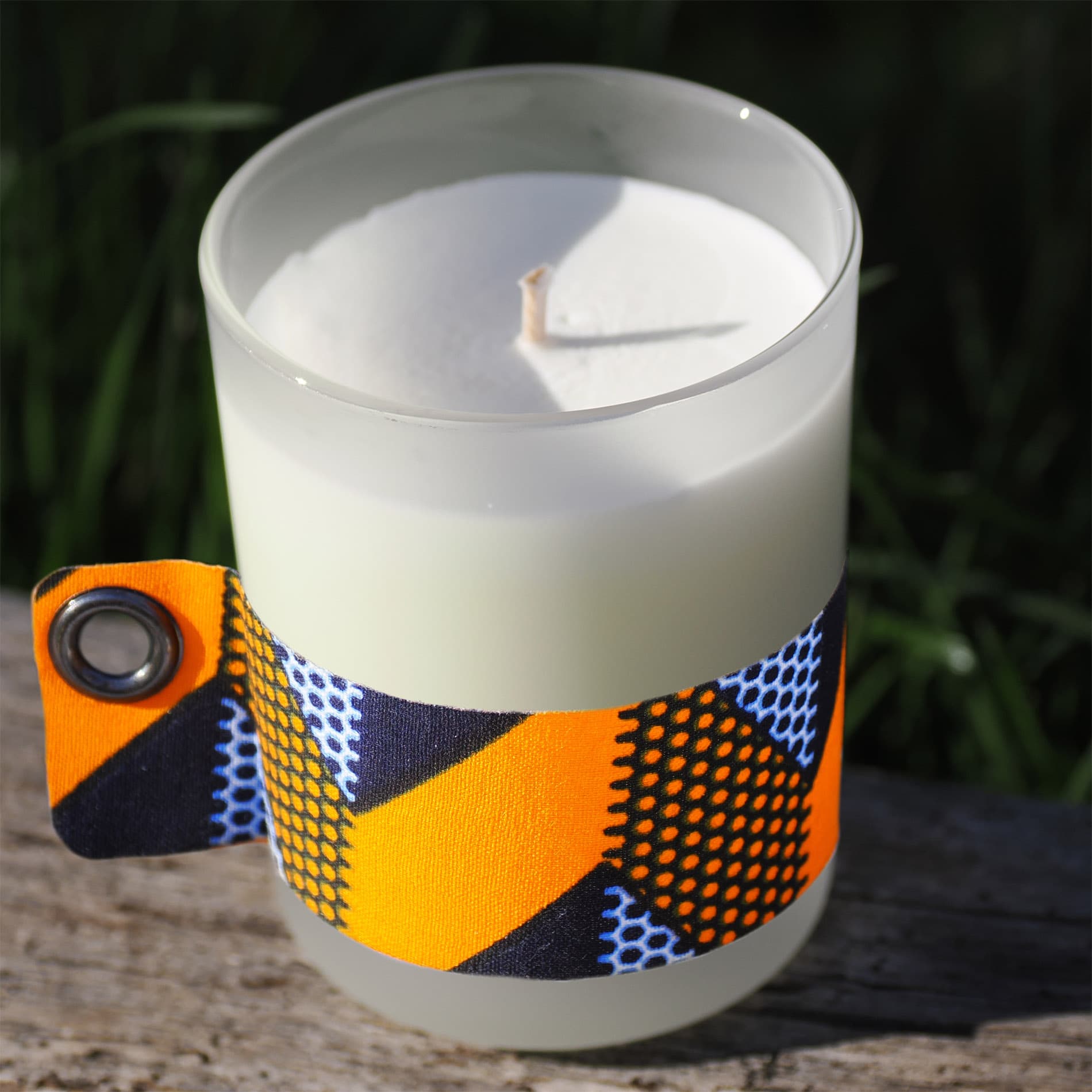 KOULIKORO LOSANGES Bougie parfumée avec bracelet en tissu bleu/orange