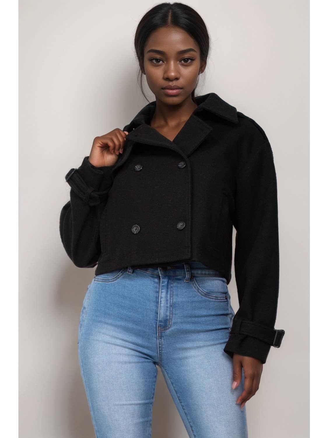 MANTEAU COURT À COL À DOUBLE BOUTONNAGE