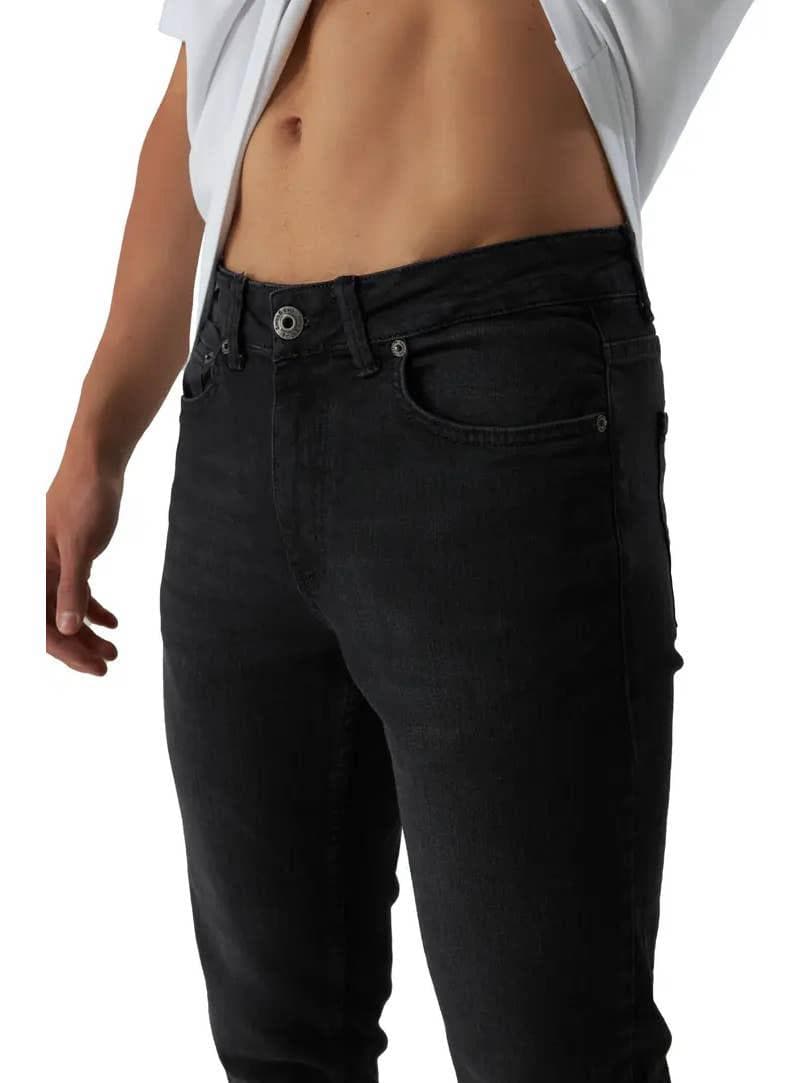 Jeans coupe ajustée