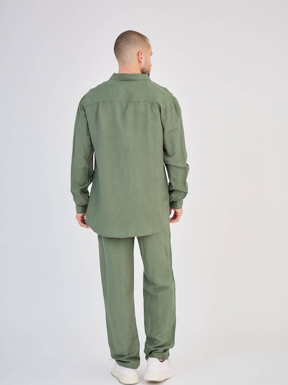 Chemise en lin manches longues