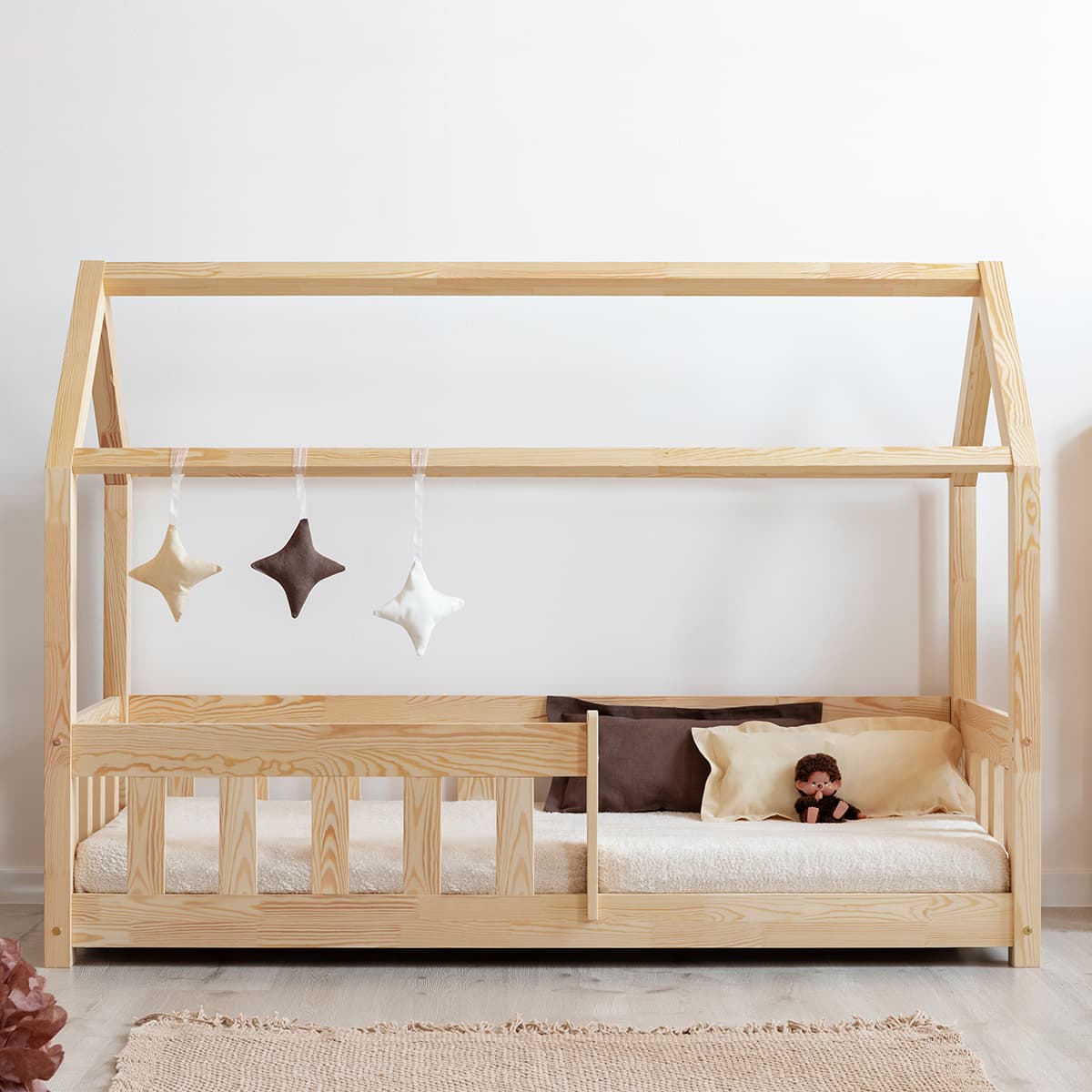Lit cabane 90x190 sommier inclus Mila Bois